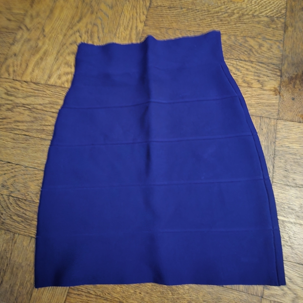 BCBGMAXAZRIA  BLUE SIZE S